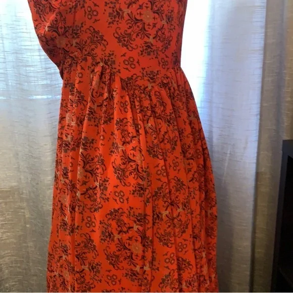 Torrid gorgeous red lined dress - Picture 2 of 8